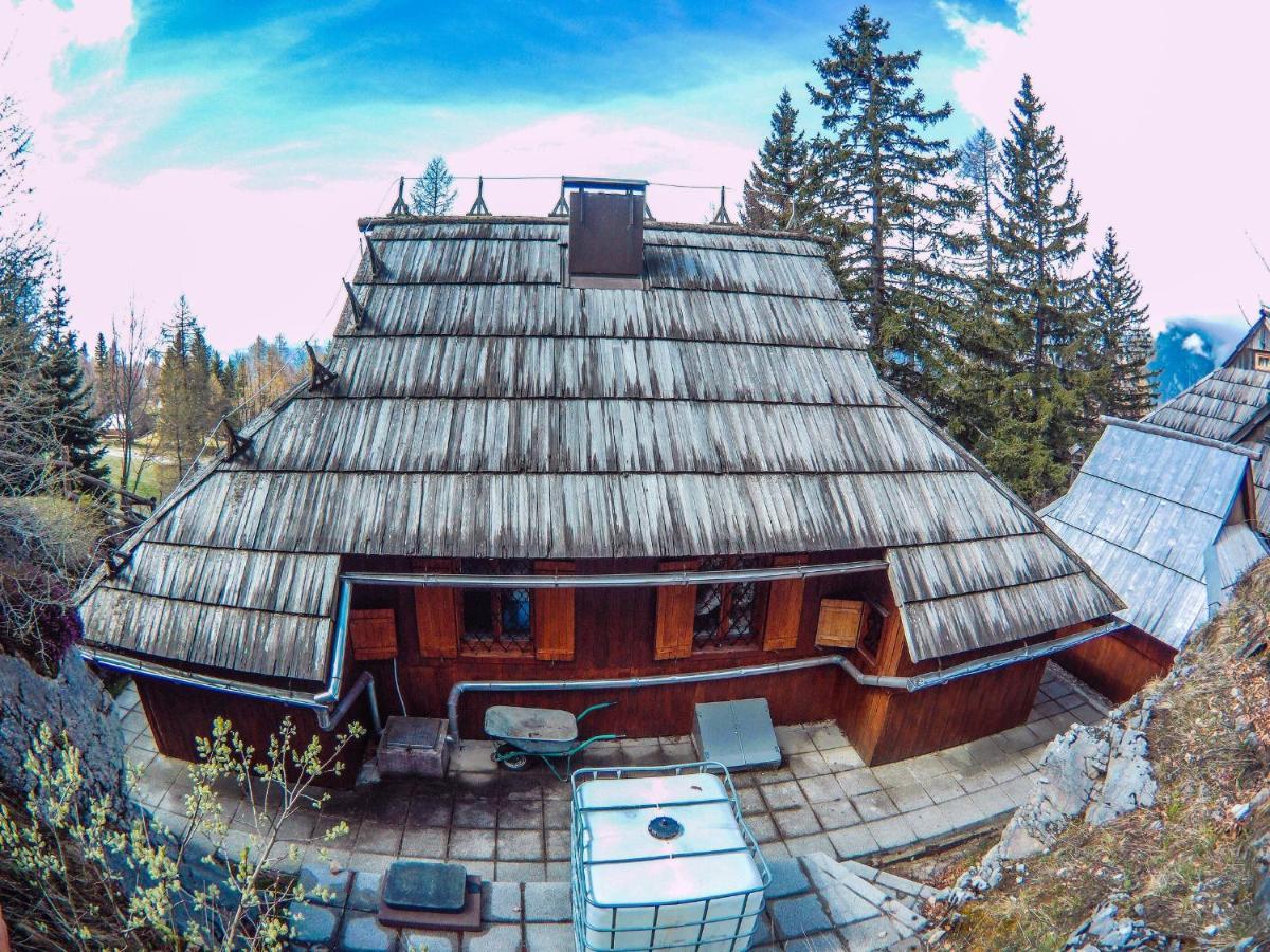 Velika Planina Chalet Slovenka オスレンドネスロヴェンスカ エクステリア 写真